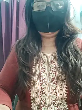 Aishwaryaa_69 – Live XXX-chat