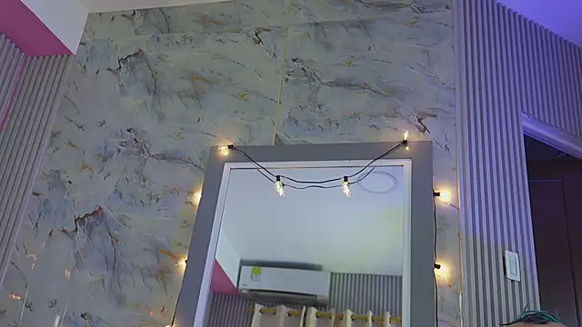 Czat XXX na żywo – kinkylittlegirll