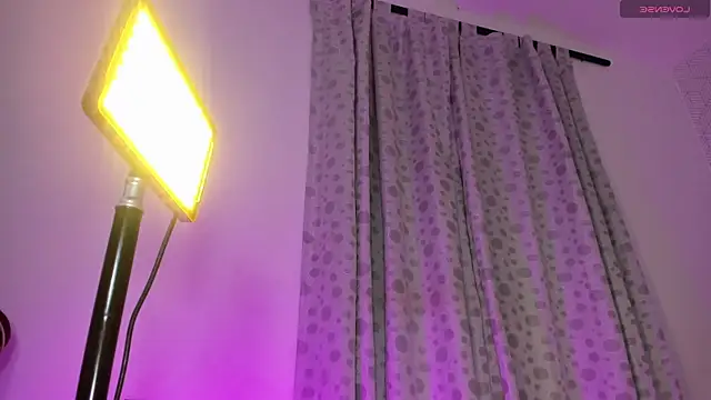 Selena_fox7: απευθείας συνομιλία ΧΧΧ