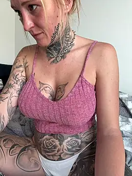 redNatified Webcamshow