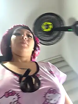 Chatroom XXX en direct de alaia_princess