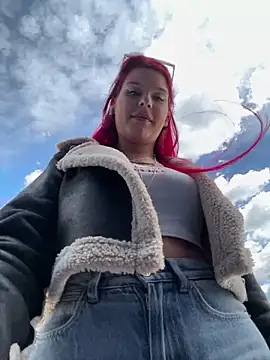 RiriRoseey 现场XXX聊天