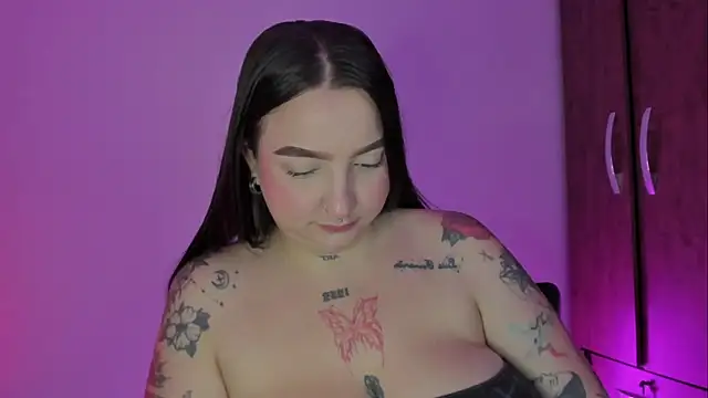 Celestte's Live XXX Chat