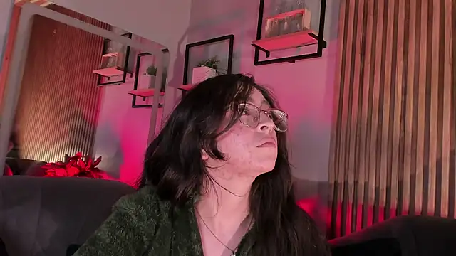 Eva_Macalliter Adlı Modelin Canlı XXX Sohbeti