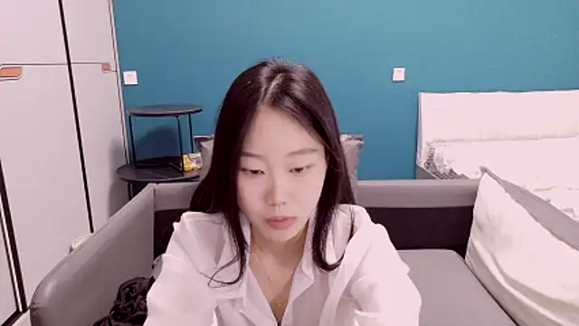 ZHJKS9988 – Naživo XXX chat