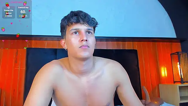 Leo_Savage_ live XXX chat