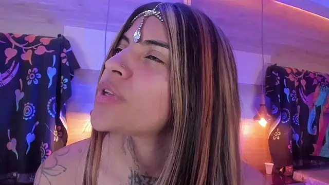 Chat XXX en directo de Cori_Paige