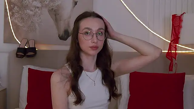 Emily_Simon – Naživo XXX chat