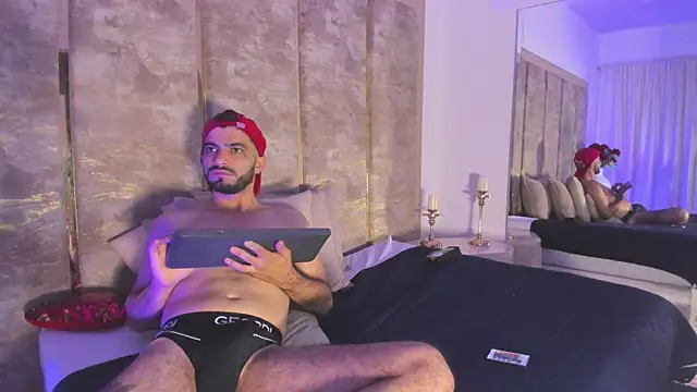 Chatroom XXX en direct de EmmanuelVoss