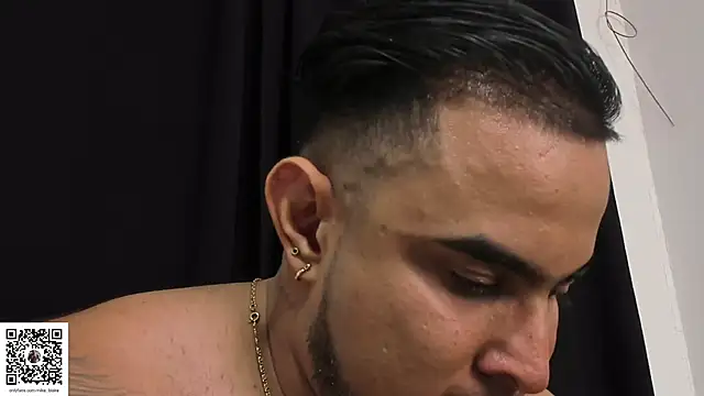 MikeBlame's Webcam Show