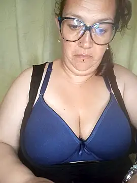 _Saraqueen live XXX chat