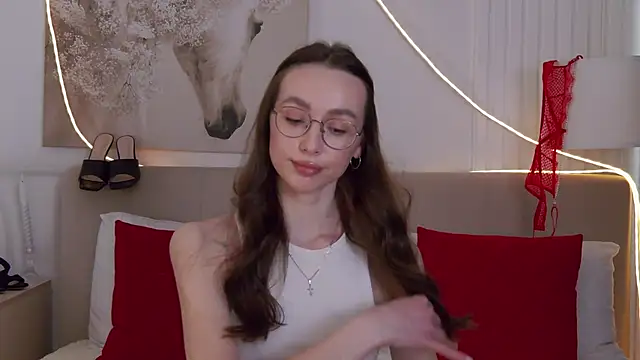 Emily_Simon Live XXX-chat