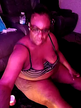 Thickkemzz41: вебкам-шоу