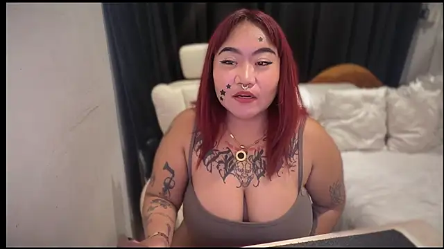 Webkamerová show _XXXKittyTingles