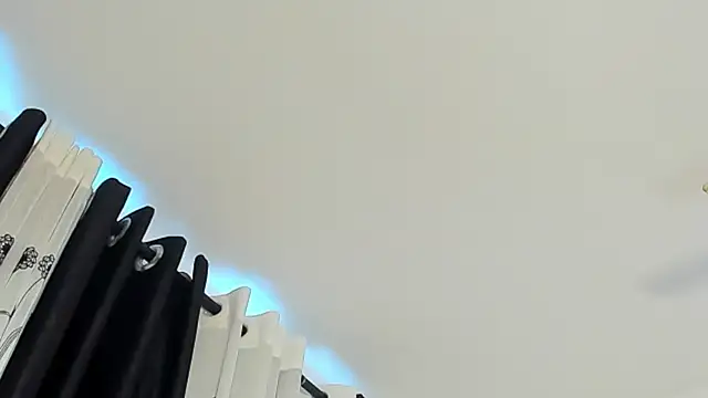 CREAMY_BUBBLEGUM live XXX chat