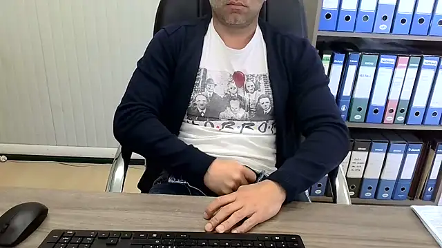 عرض كام Evasionee