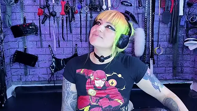 PANDORANEZZ Adlı Modelin Canlı XXX Sohbeti