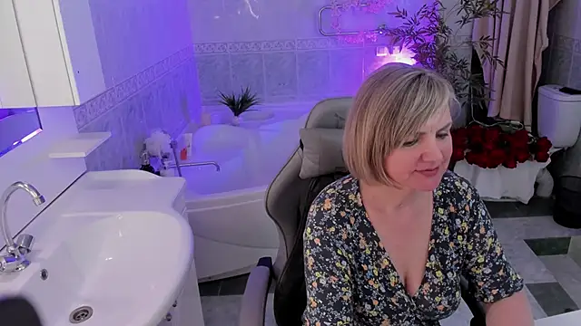 BettyGibsonn's Live XXX Chat