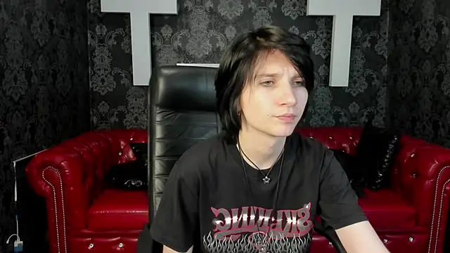 Show modela AdonBev na web-kameri