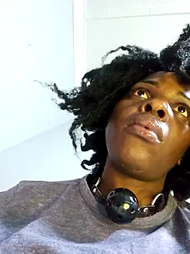 Shaniko89: онлайн-секс-чат