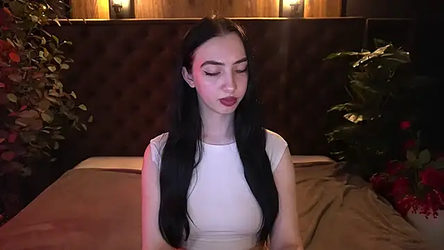 WildKittenX_ লাইভ XXX চ্যাট