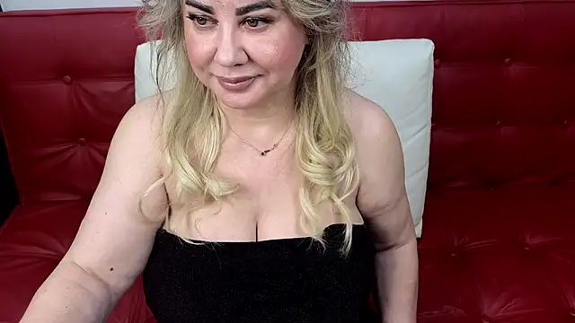 MatureOfKind live XXX chat