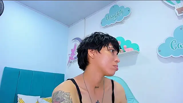 ivyheat3's Live XXX Chat