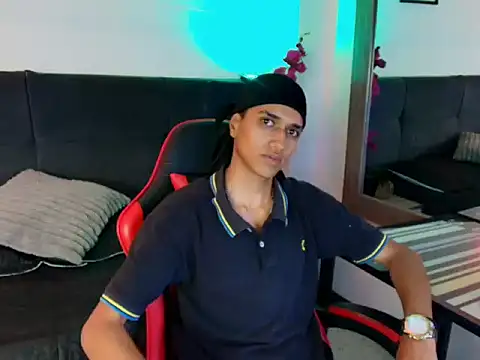 โชว์เว็บแคมของ Alan_Colthon