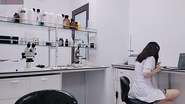 Kathylove_2023: διαδικτυακό σόου στην κάμερα