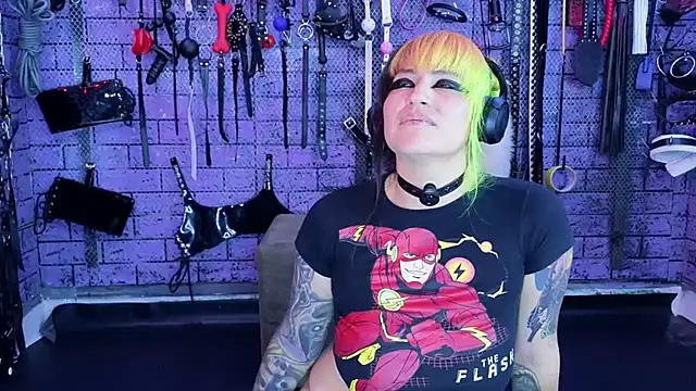 Czat XXX na żywo – PANDORANEZZ