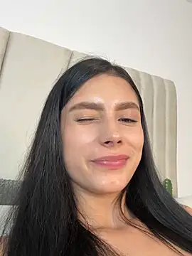 عرض كام oficialaura