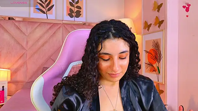 DemiJones_ Chat XXX in diretta