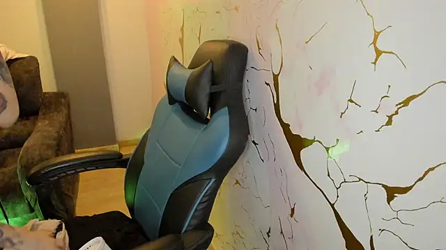 Scarbadgirl_ live XXX chat