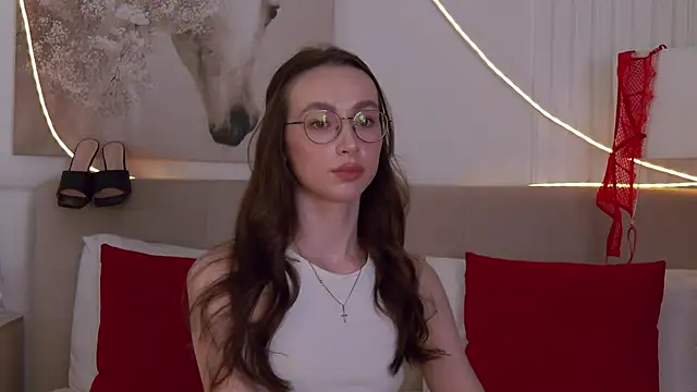 Emily_Simon – Naživo XXX chat