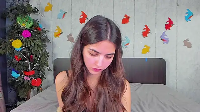 Chatroom XXX en direct de Milana_Crystal_