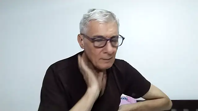 BIGUNCUTHARDCOCK Show Webcam