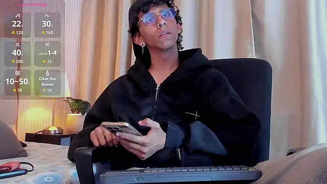 XXX chat uživo modela kaiirox