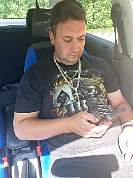 nemes2 live XXX chat