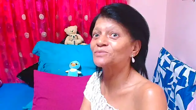Chat XXX ao vivo de SLUTTYROXY