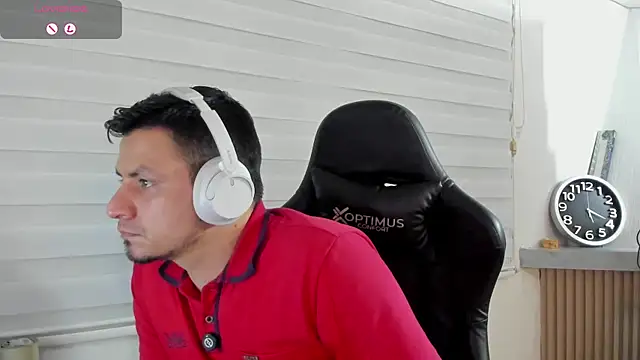 Show modela Rick_Adams na web-kameri