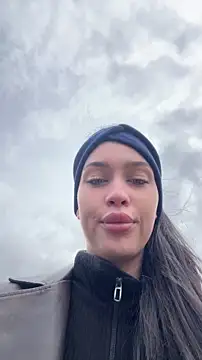 Chat XXX ao vivo de KikiWatson