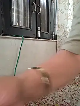 angel_ridhi – Live XXX-chat