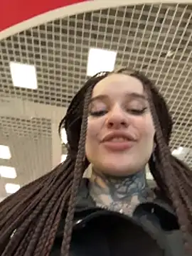 دردشة KishaMur الجنسية المباشرة