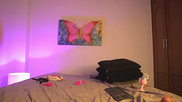 noah_0814 webcam show