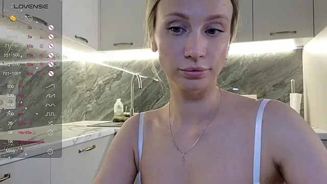 Chat XXX Live Alice_Wonders