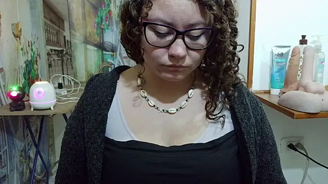 Chat XXX ao vivo de curly_greeneyed