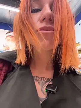 RosieSecret: вебкам-шоу