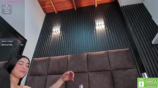 Scarlet__Jones_ 라이브 XXX 채팅