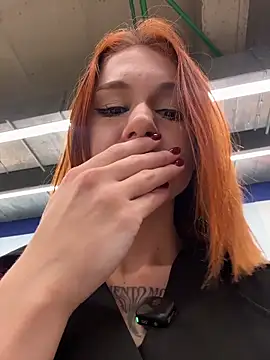 Chat +18 de RosieSecret ao vivo