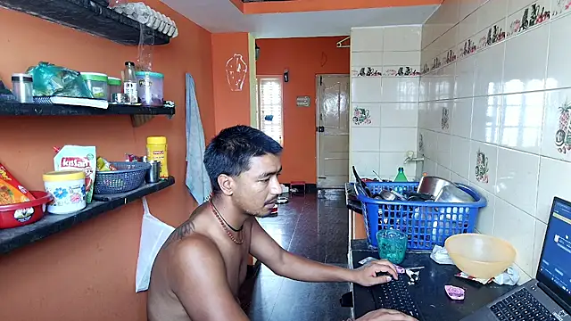 Gre3k_god Adlı Modelin Web Kamerası Şovu